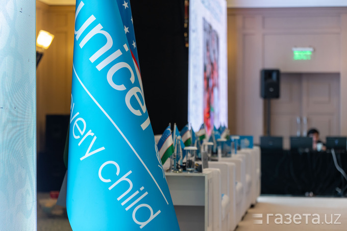 «Болалар қонунлар реалликка етиб олишини кутолмайди»: ЮНИСЕФ дипфейк хавфидан огоҳлантирмоқда