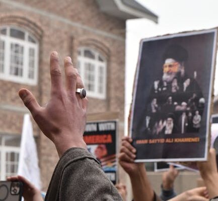 Навоий: Тошлар гуллаб, яйловлар яшнамоқда!