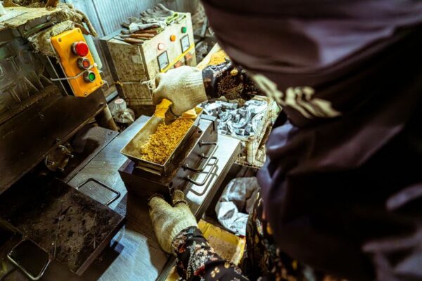 Саноат ҳажми бир квадриллион сўмдан ошди